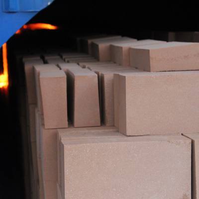 冶煉爐用耐火材料 金屬冶煉行業用耐火材料 品類繁多 來電選購